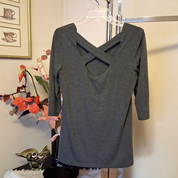 NWT Zoe Women's Gray Black White Patchwork Design Blouse ¾ Sleeve Top Size 8 M - Picture 6 of 8